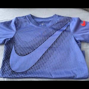 Boy Nike shirt